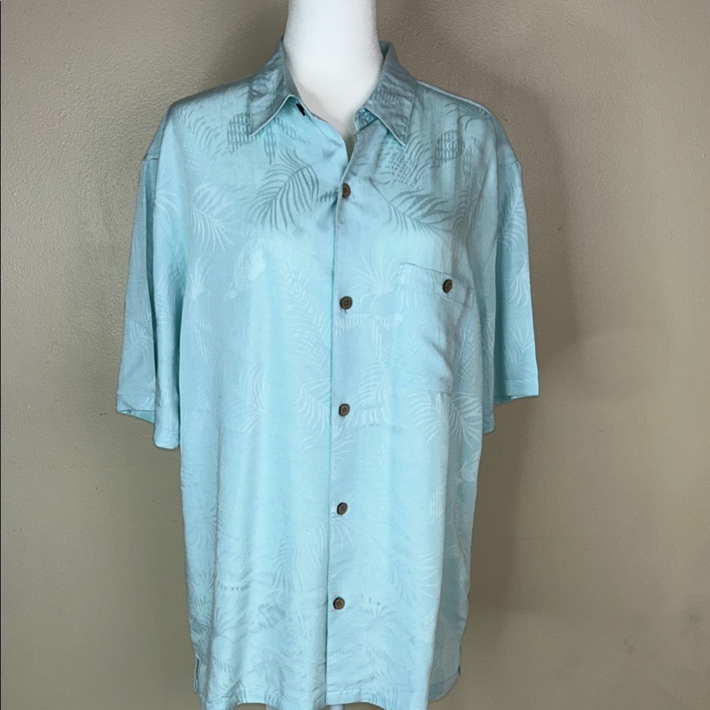 Joe Marlin Blue Casual Button Down Shirt with Relaxed Fit and Short Sleeves